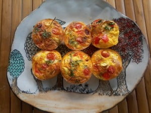 This recipe makes 12 quiches/muffins